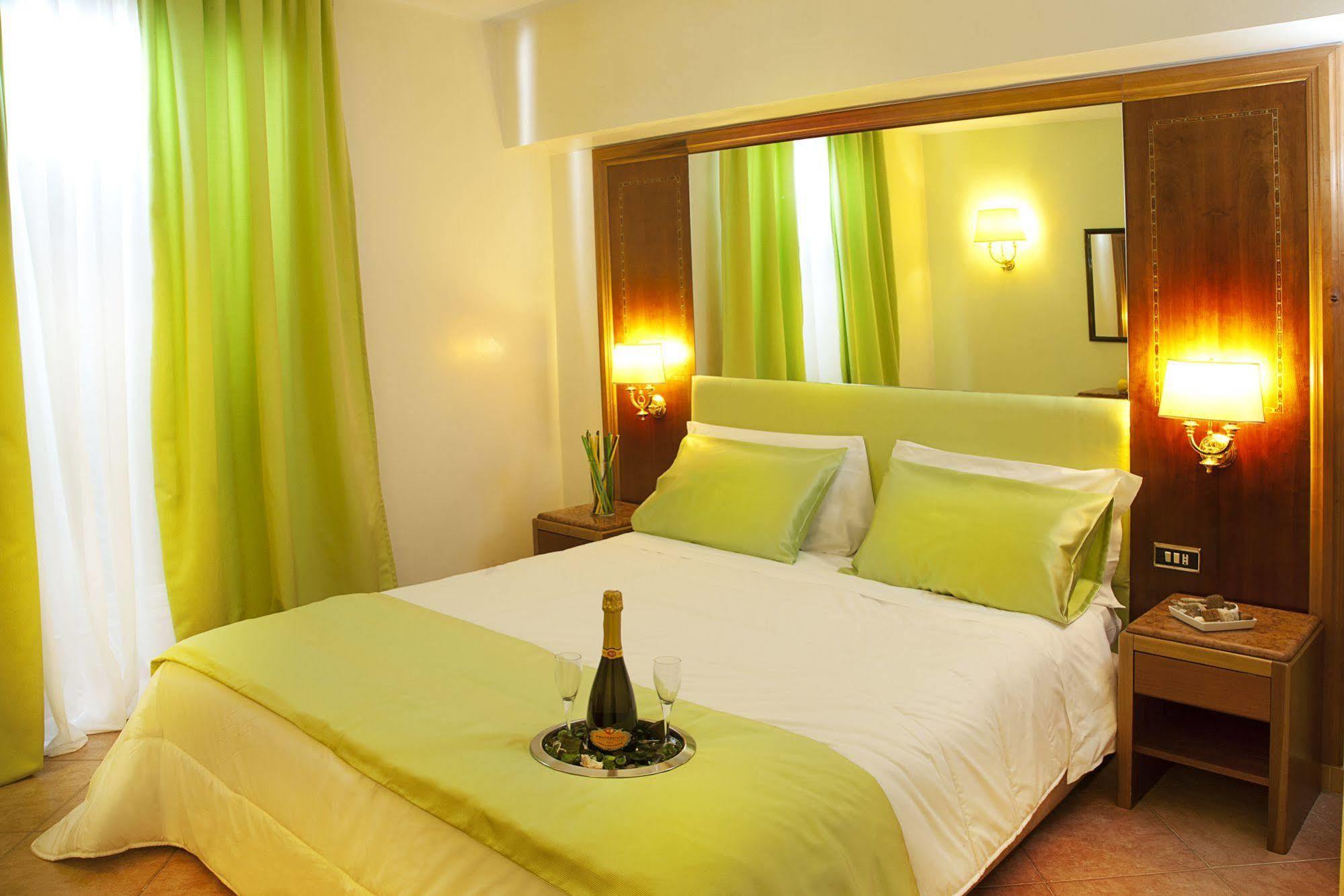 Hotel Max Roma Eksteriør bilde